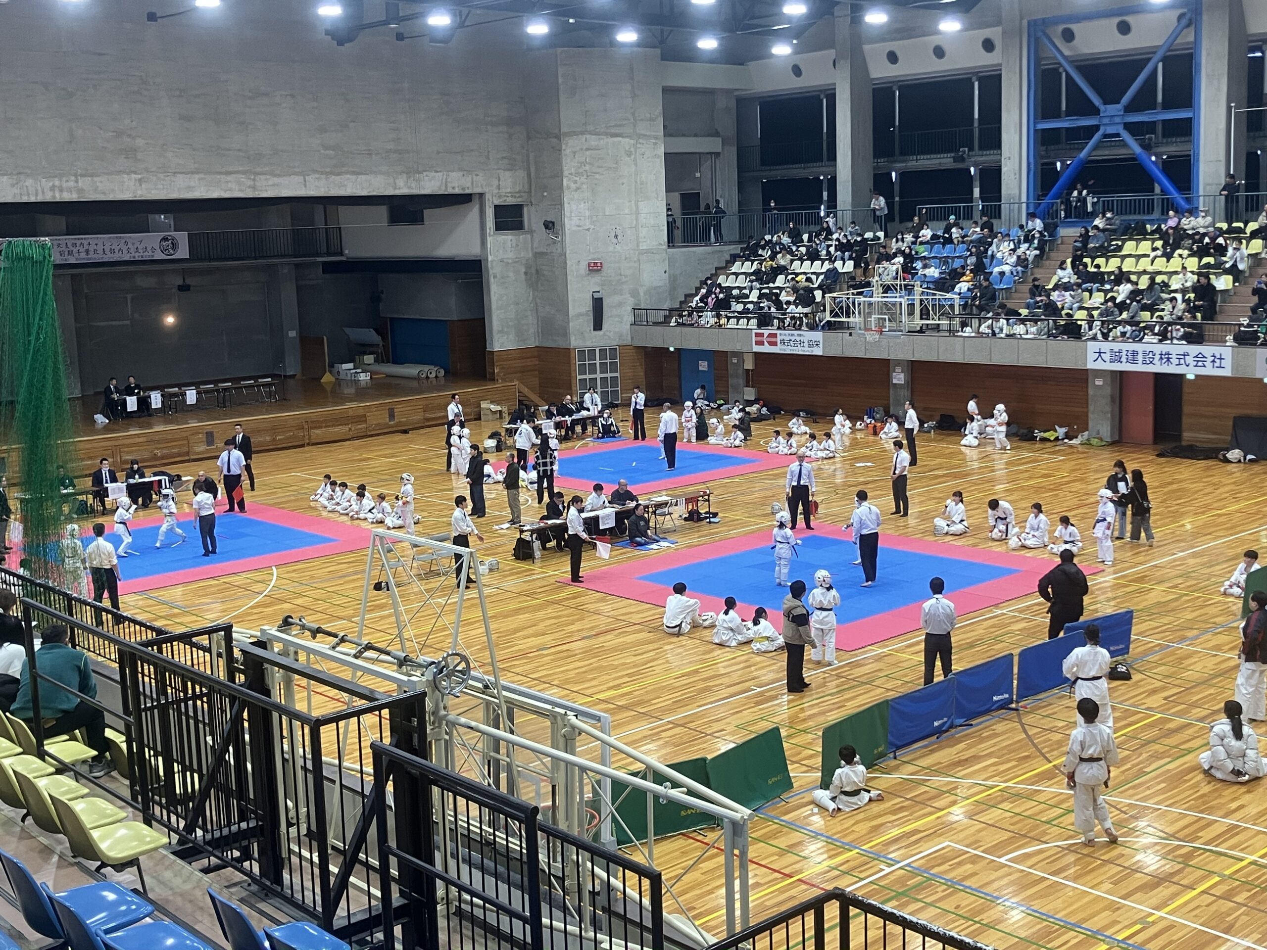 空手用マットがレンタルされました実際に設置した様子の写真。